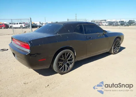 2010 Dodge Challenger Se z USA, uszkodzony, nr VIN 2B3CJ4DV2AH238552